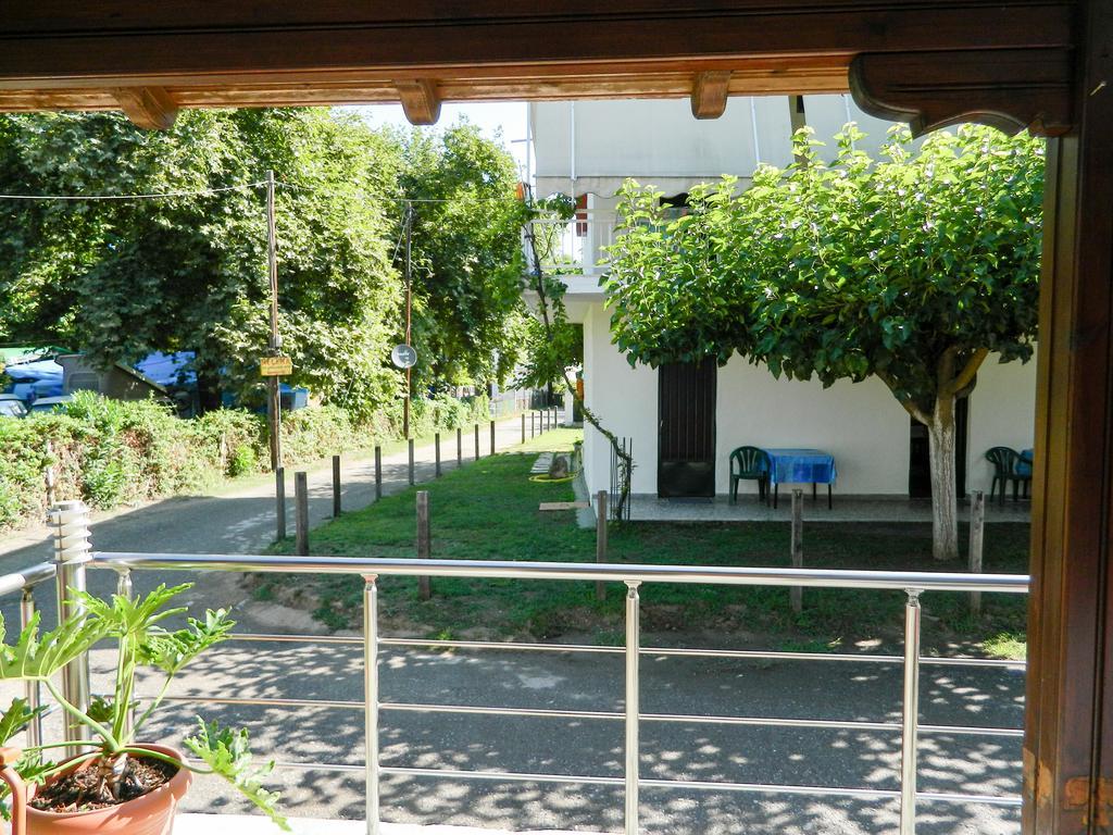 הוילה פראליה פנטליימונוס Veny House חדר תמונה